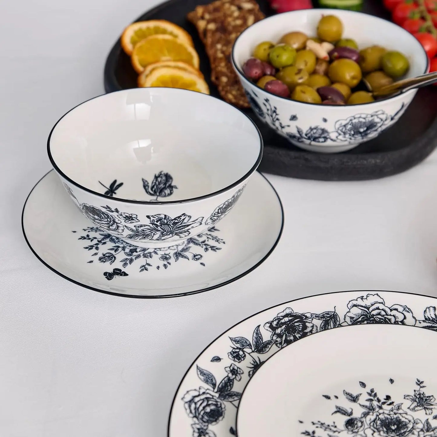 12-Piece Porcelain Dinnerware Set