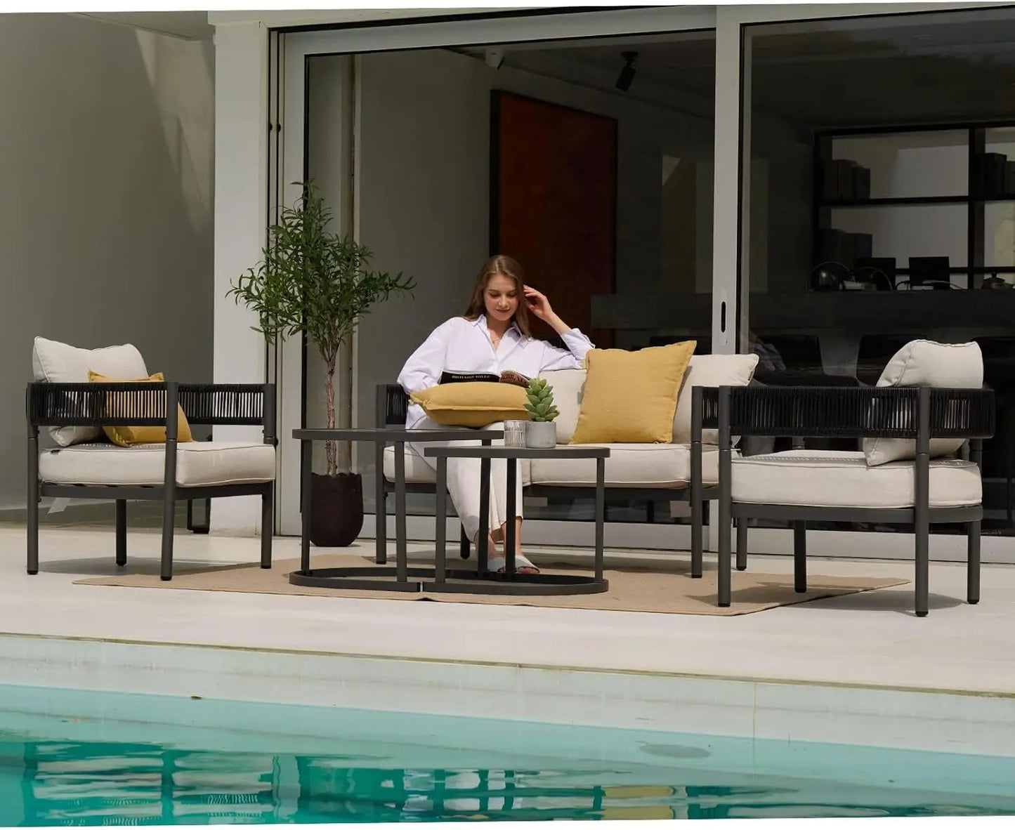 5-Piece Outdoor Wicker Furniture Set