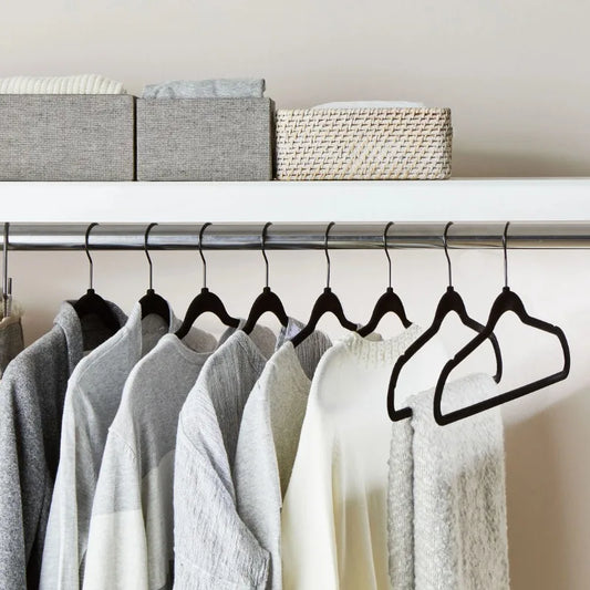 100 pcs-Velvet Clothing Hangers