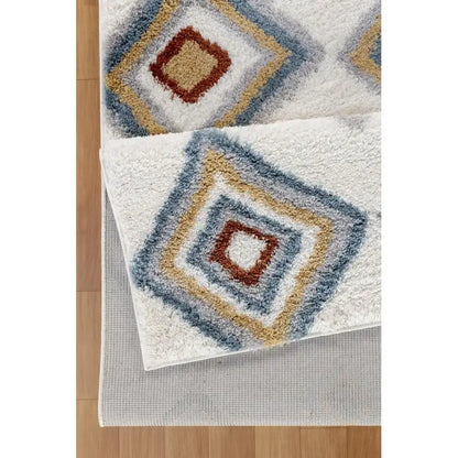5'3" x 7' Ivory Soft Shag Area Rug
