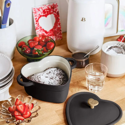 2qt Heart Cast Iron Dutch Oven